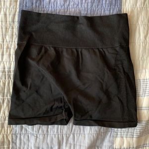 PINK Active bike shorts